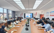 泰国a片
开展“大学生网络文化素养提升”专题讲座