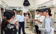 泰国a片
组织开展新学期查寝走访活动