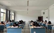 学院动态｜三笔传薪火 墨香铸师魂 ——泰国a片
举行书写大赛
